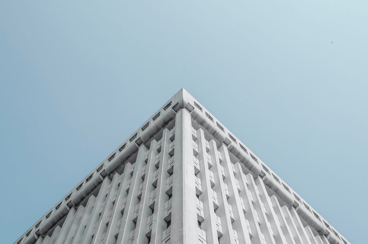 欧冠16强出炉，曼城再战皇马、巴萨再战大巴黎的可能性都是50%